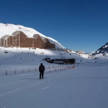 Appartement 6 Personnes, 2 Chambres, Balcon, Parking Couvert, Proche Pistes - Fr-1-404-180